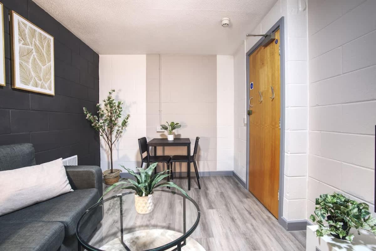 1Br City Centre Apt, Self Check In, Wifi, By Derbnb Sheffield Exterior photo